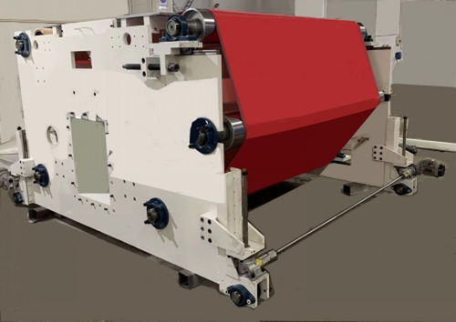 高效熔噴布擠出機械機組 科技賦能，鑄就“元寶機”新篇章